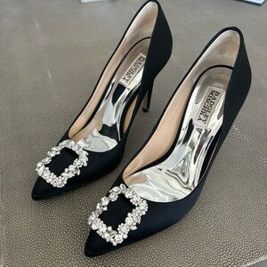 BADGLEY MISCHKA Women’s Size 8.5 Satin Heel